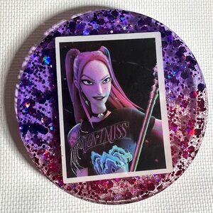 Hand Crafted Resin K-pop Demon Hunters Mira Glitter Magnet